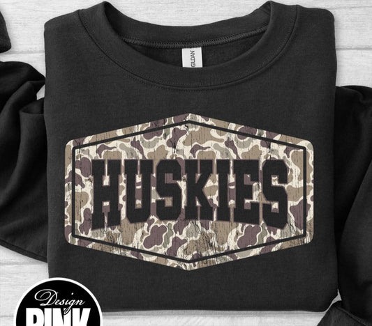 Huskies Camo Cutout